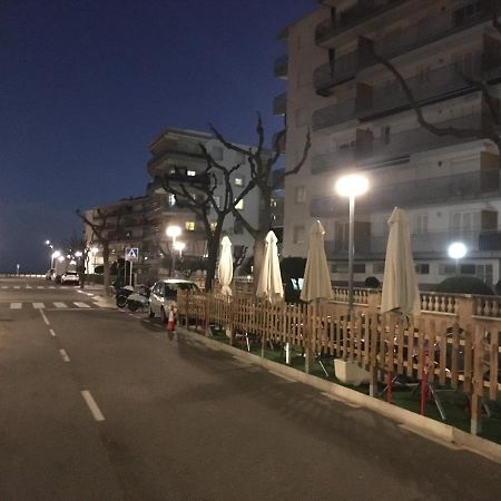 Carrer De Victoria Dels Angels, 11 Apartment La Pineda Ngoại thất bức ảnh