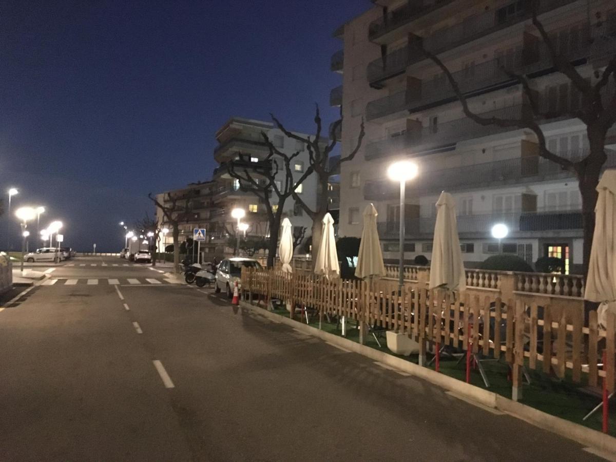Carrer De Victoria Dels Angels, 11 Apartment La Pineda Ngoại thất bức ảnh