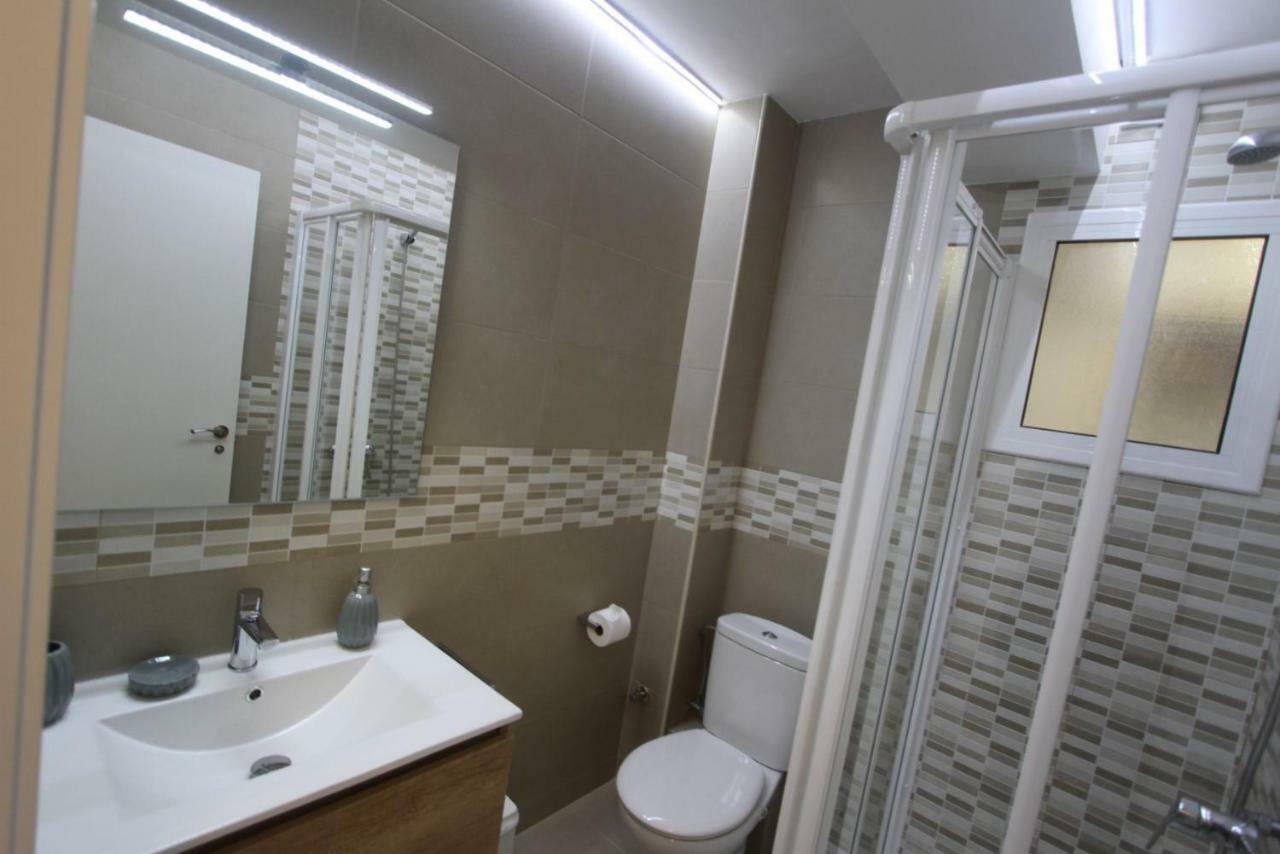 Carrer De Victoria Dels Angels, 11 Apartment La Pineda Ngoại thất bức ảnh