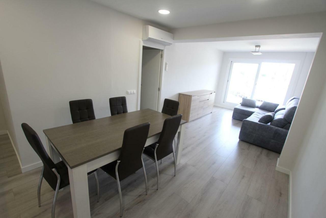 Carrer De Victoria Dels Angels, 11 Apartment La Pineda Ngoại thất bức ảnh